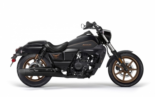 UM Renegade Freedom 125 - 69 900 Kč