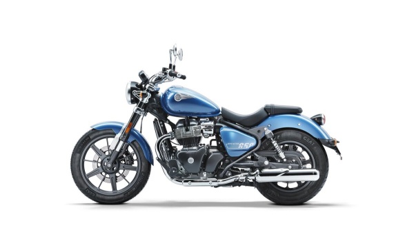 Royal Enfield Super Meteor 650 Astral Blue