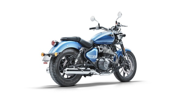 Royal Enfield Super Meteor 650 Astral Blue