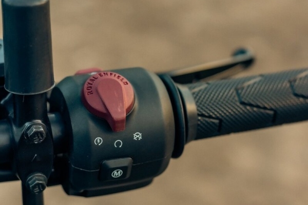Royal Enfield HIMALAYAN 450 