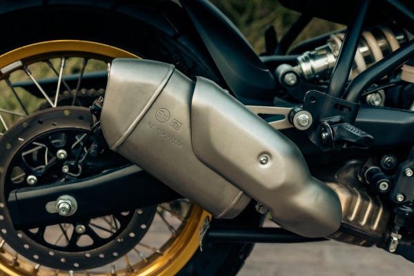 Royal Enfield HIMALAYAN 450 