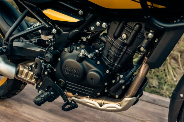 Royal Enfield HIMALAYAN 450 