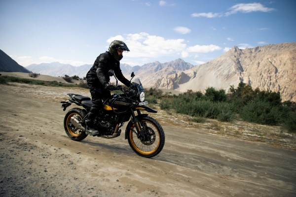 Royal Enfield HIMALAYAN 450 - Hanle Black TUBELESS