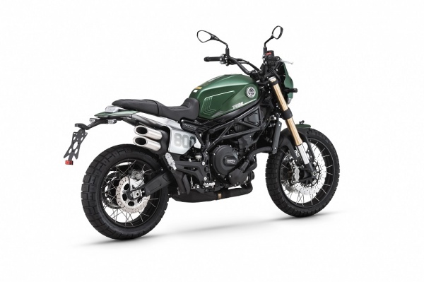 Benelli Leoncino 800 Trail - Šedá