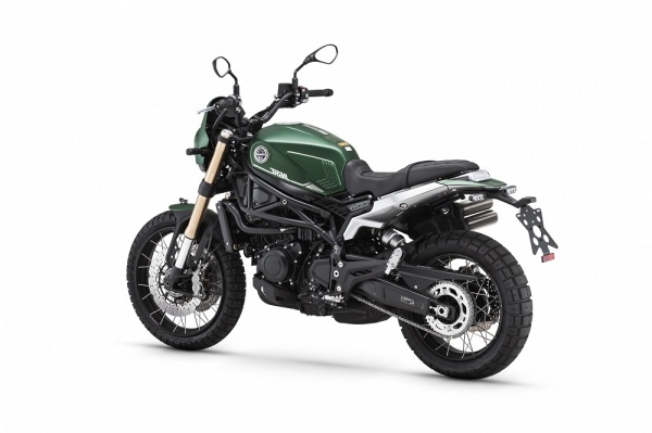 Benelli Leoncino 800 Trail