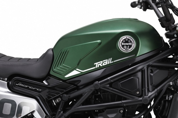 Benelli Leoncino 800 Trail
