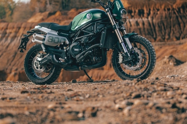 Benelli Leoncino 800 Trail