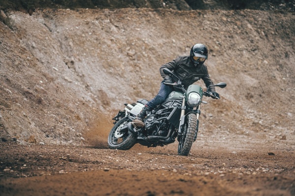 Benelli Leoncino 800 Trail