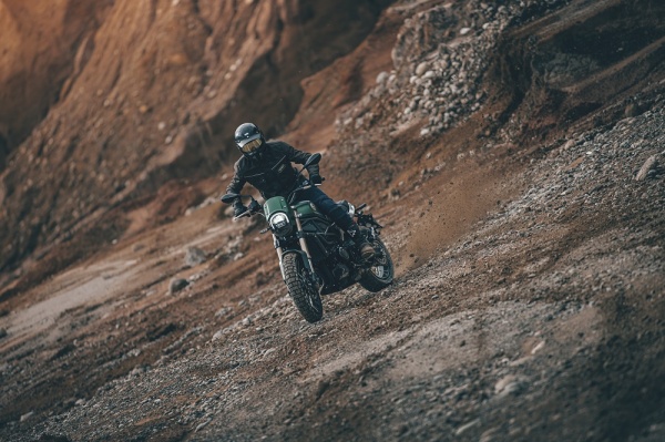 Benelli Leoncino 800 Trail