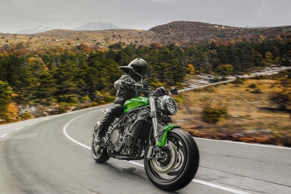 Benelli 752S