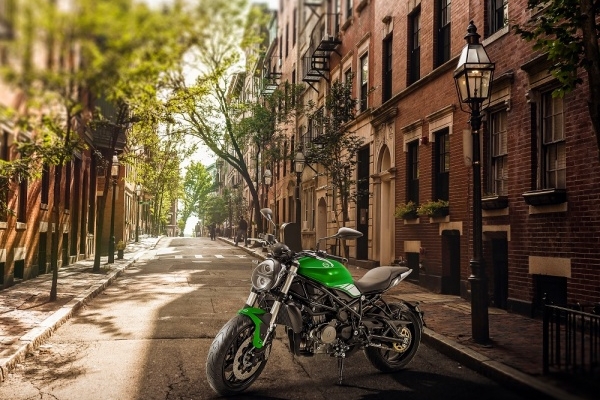 Benelli 752S