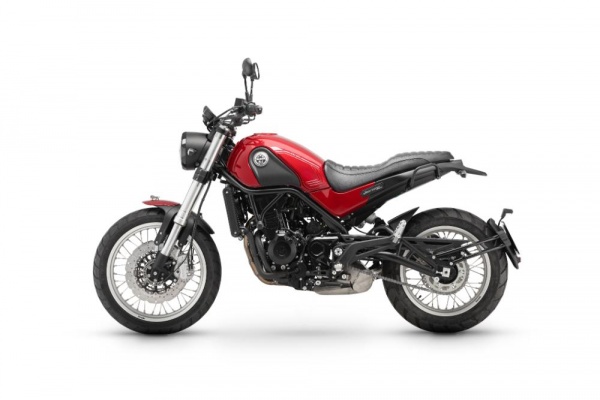 Benelli Leoncino 500 Trail - Matná Tmavá Šedá