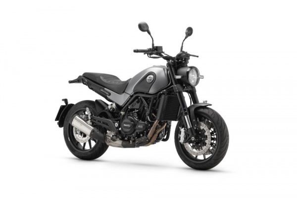 Benelli Leoncino 500 - Matná Tmavá Šedá