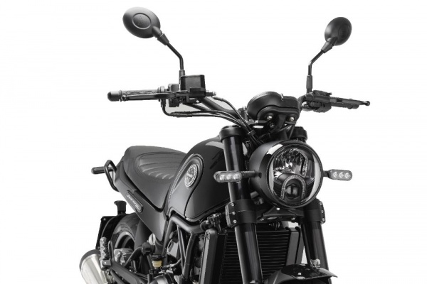 Benelli Leoncino 500 