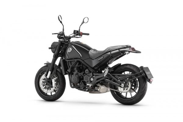 Benelli Leoncino 500 