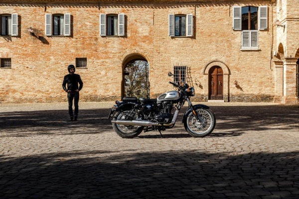 Benelli Imperiale 400 