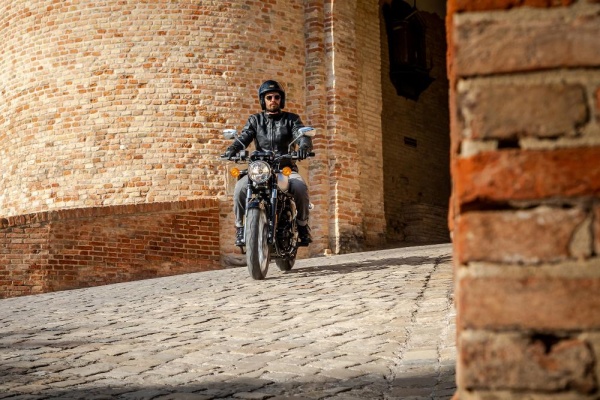 Benelli Imperiale 400 