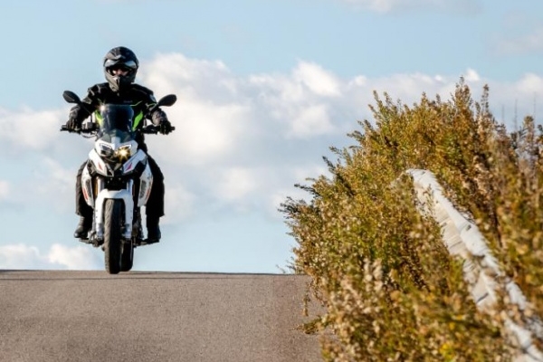 Benelli TRK 251