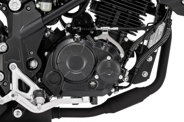 Benelli TNT 125