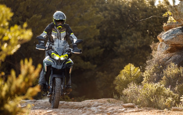 Benelli TRK 702 X