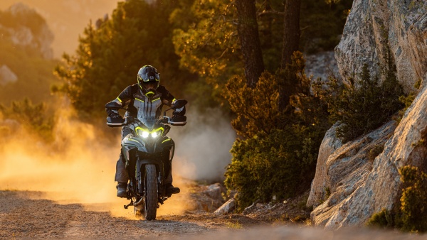 Benelli TRK 702 X