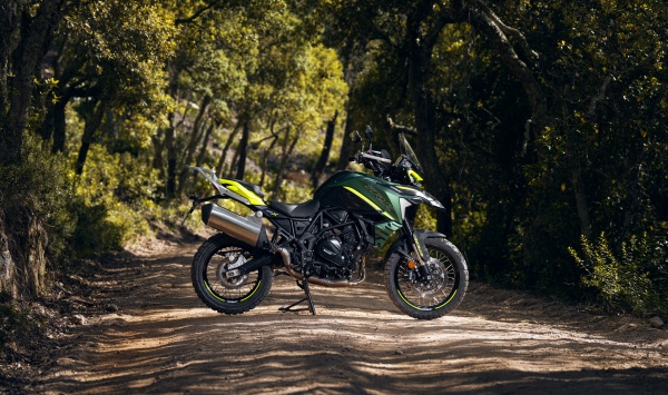 Benelli TRK 702 X