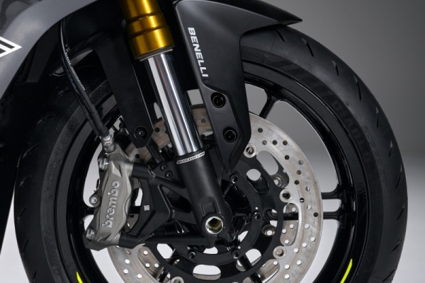 Benelli Tornado 550