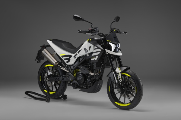Benelli BKX 300S