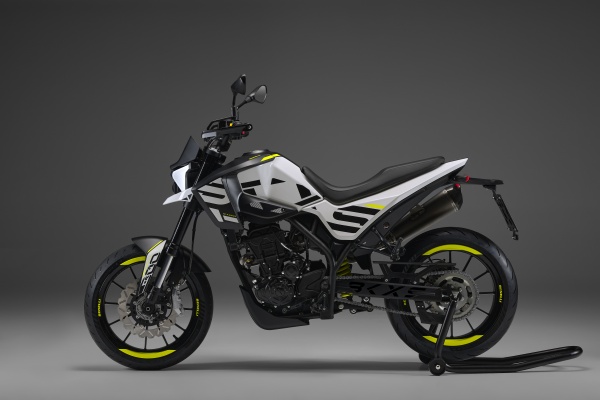 Benelli BKX 300S