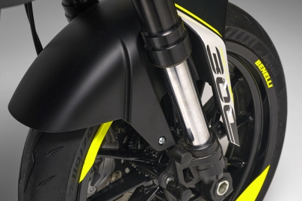 Benelli BKX 300S