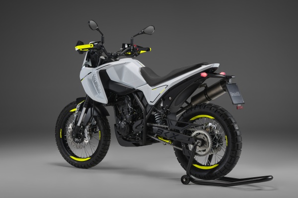 Benelli BKX 300