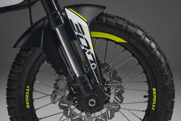 Benelli BKX 300