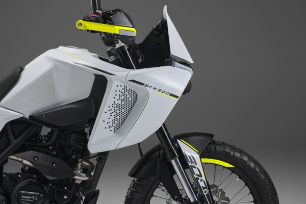Benelli BKX 300