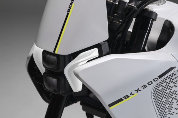 Benelli BKX 300