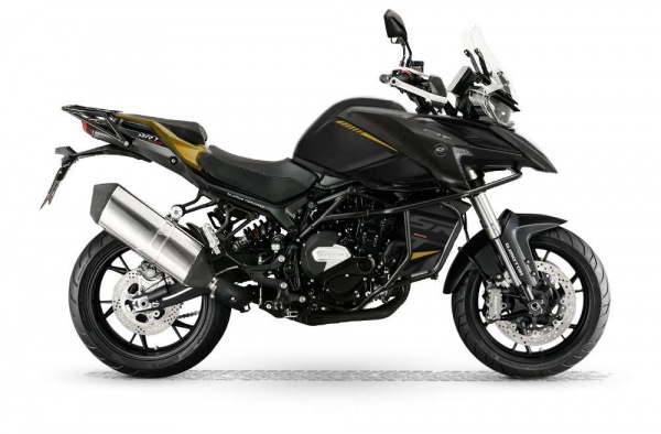 QJMOTOR SRT 800S