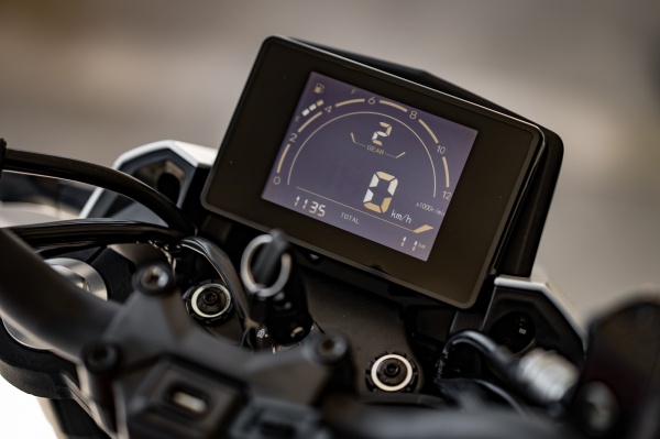 QJMOTOR TRX 12