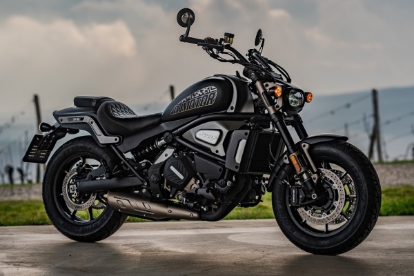 QJMOTOR SRV 700