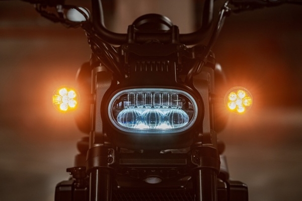 QJMOTOR SRV 350 VS