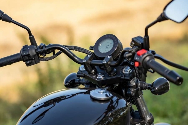 QJMOTOR SRV 125